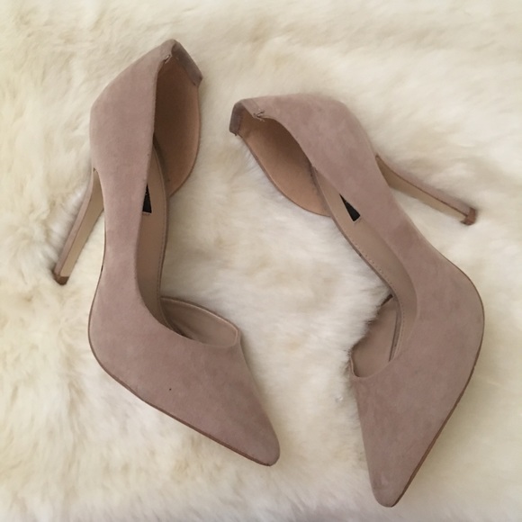 Forever 21 Shoes - Nude Pumps
